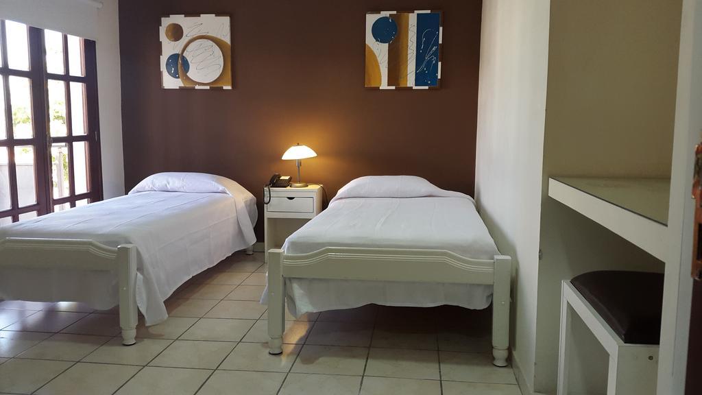 Hotel Boutique Santiago Santiago del Estero Kamer foto